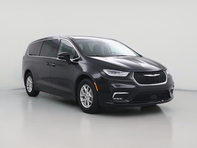 2023 Chrysler Pacifica Touring L -
                Raleigh, NC