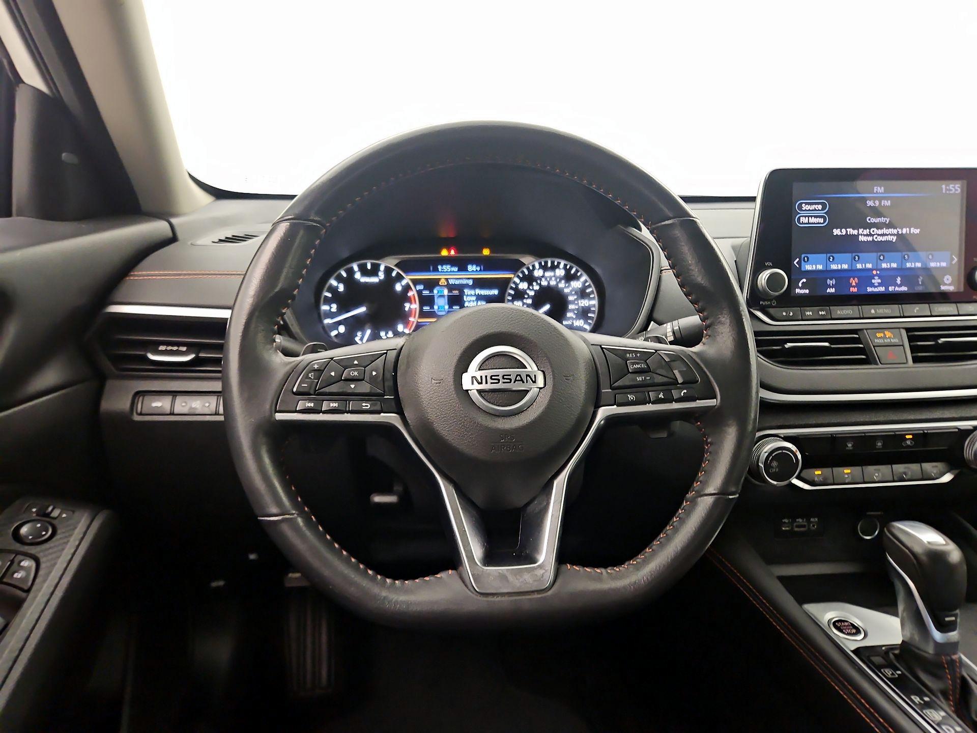 Thumbnail: 2022 Nissan Altima - 10