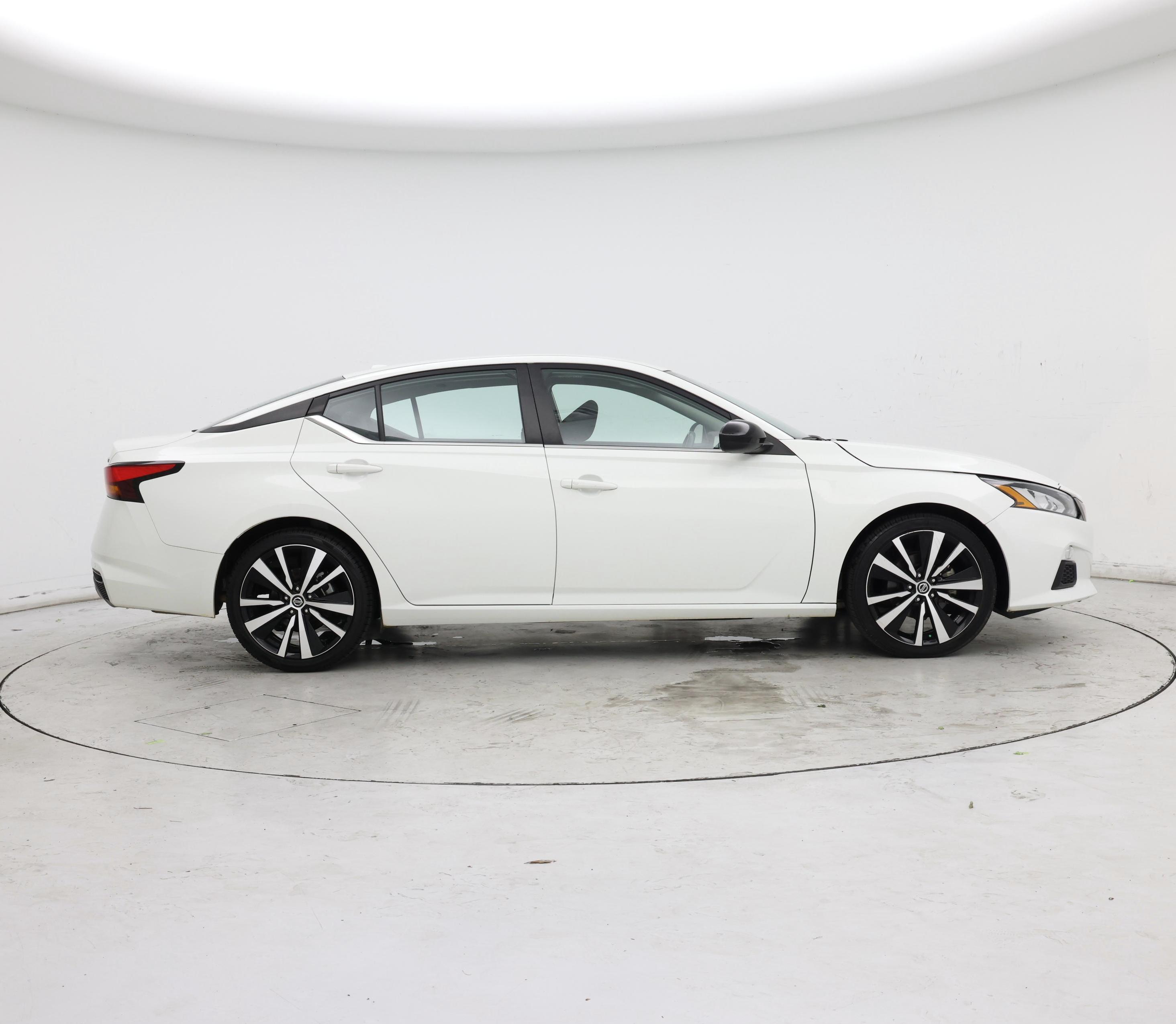 Thumbnail: 2022 Nissan Altima - 7