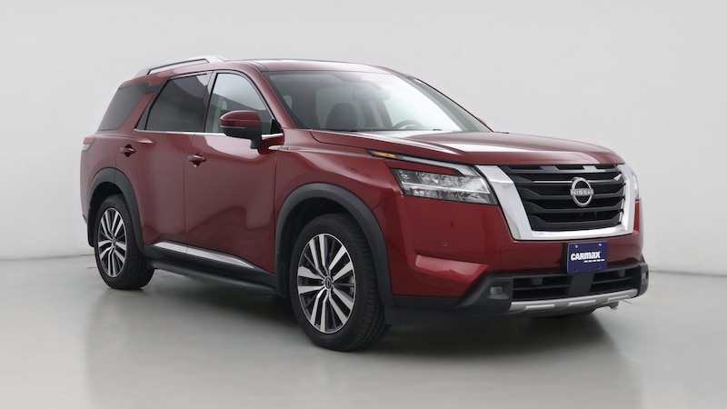2022 Nissan Pathfinder Platinum Hero Image