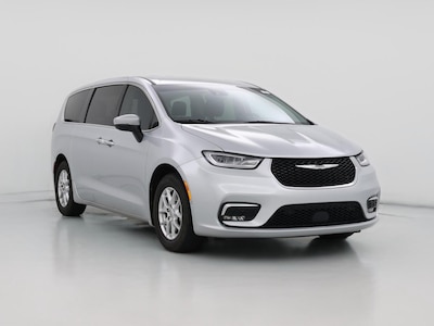 2023 Chrysler Pacifica Touring L -
                Greensboro, NC