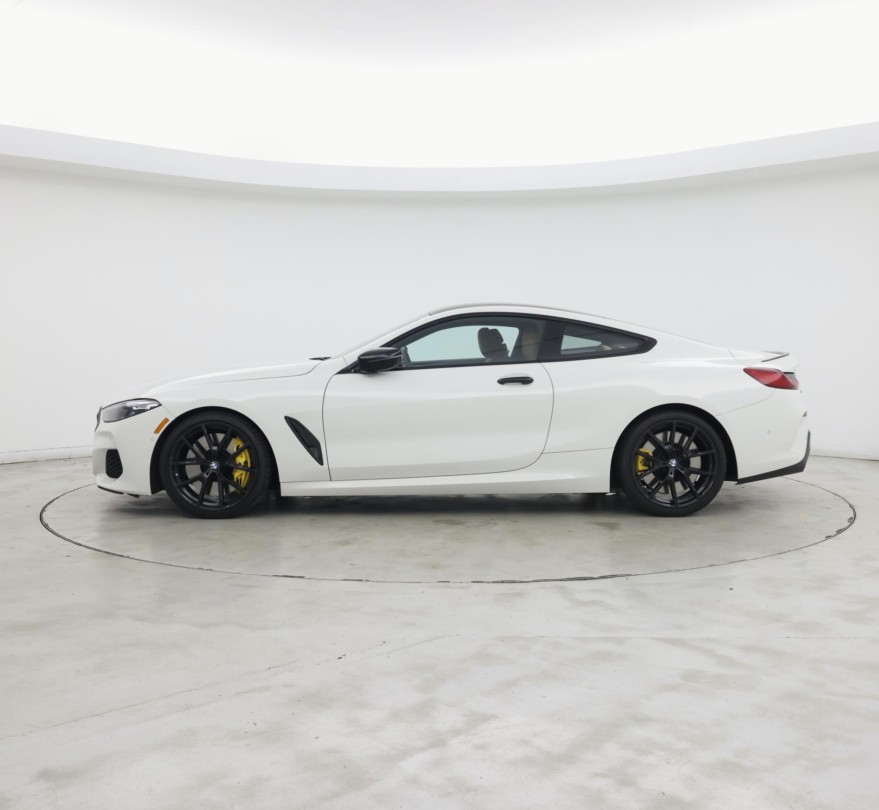 Thumbnail: 2019 BMW 8 Series - 3