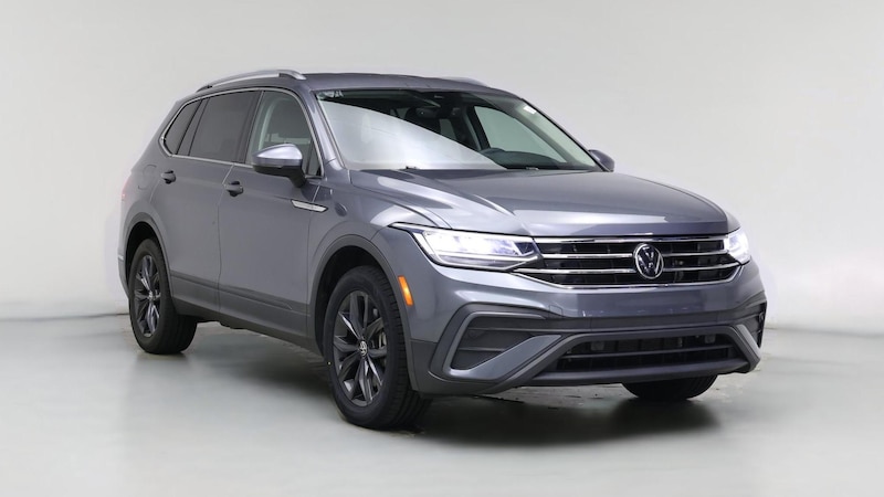 2022 Volkswagen Tiguan SE Hero Image