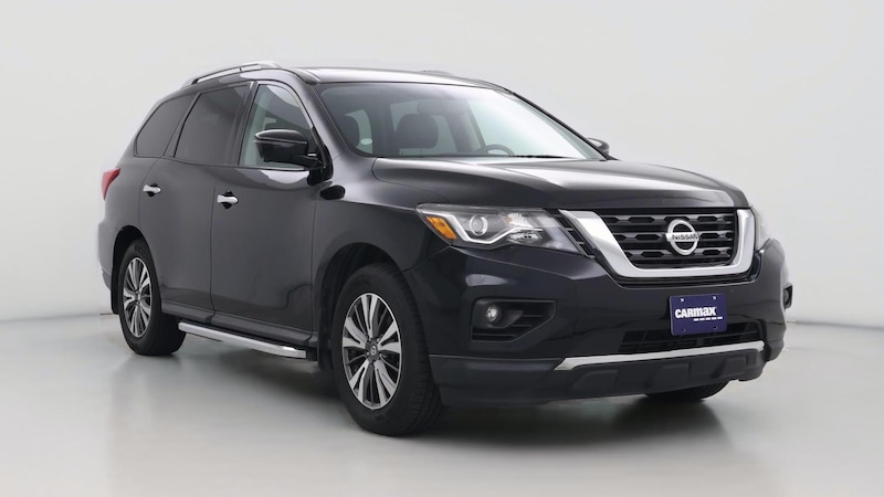2017 Nissan Pathfinder SL Hero Image