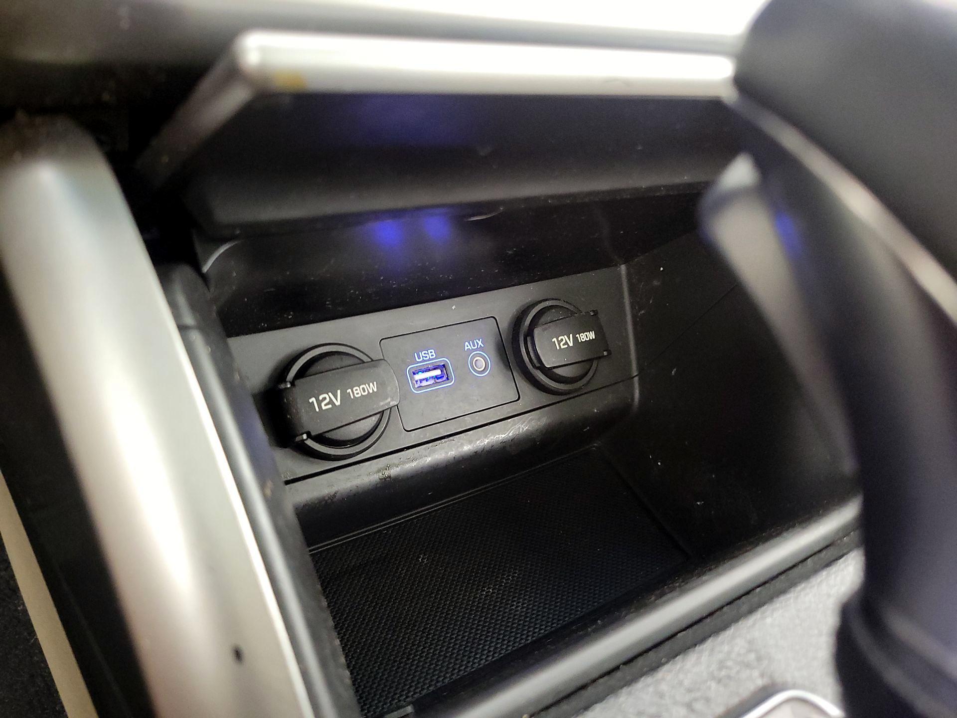 Thumbnail: 2015 Hyundai Sonata - 19