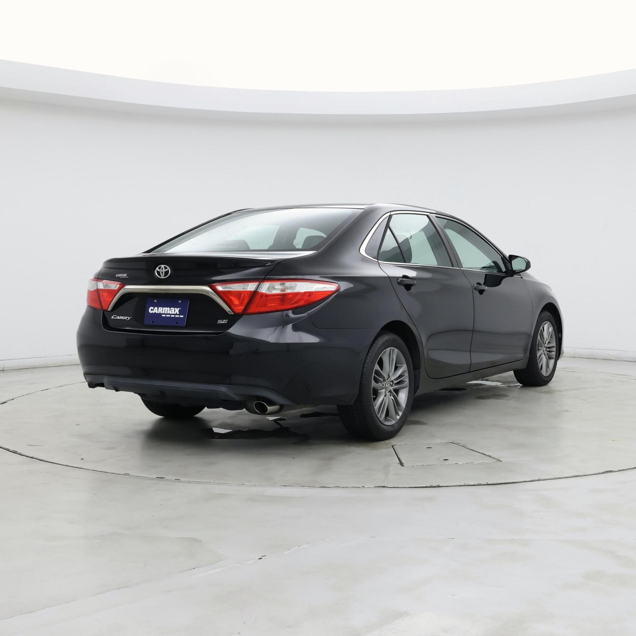 Thumbnail: 2015 Toyota Camry - 8
