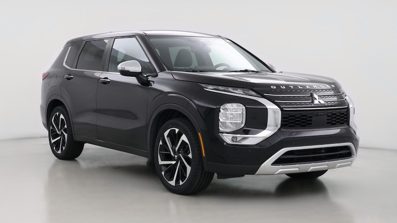 2022 Mitsubishi Outlander SE Hero Image