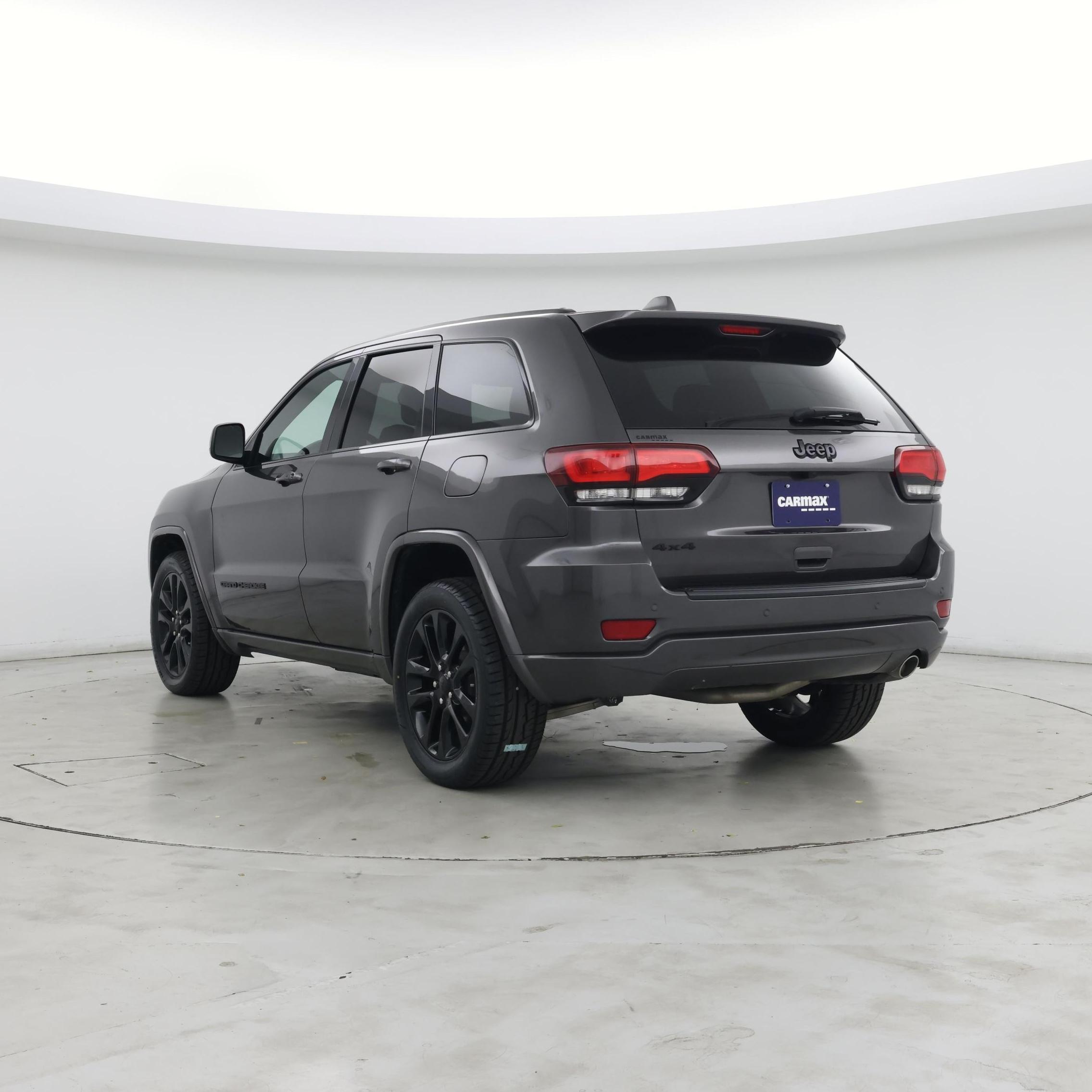 Thumbnail: 2020 Jeep Grand Cherokee - 2