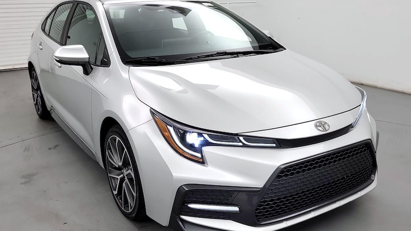 2021 Toyota Corolla SE Hero Image