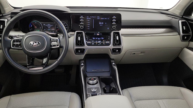 2021 Kia Sorento EX 9