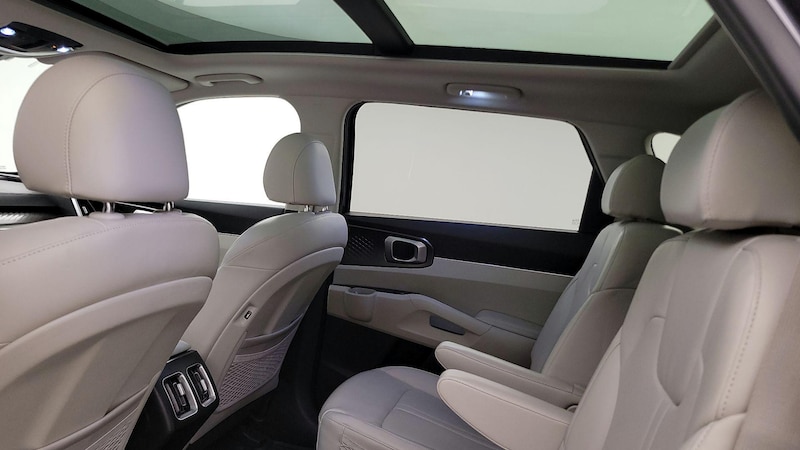 2021 Kia Sorento EX 19