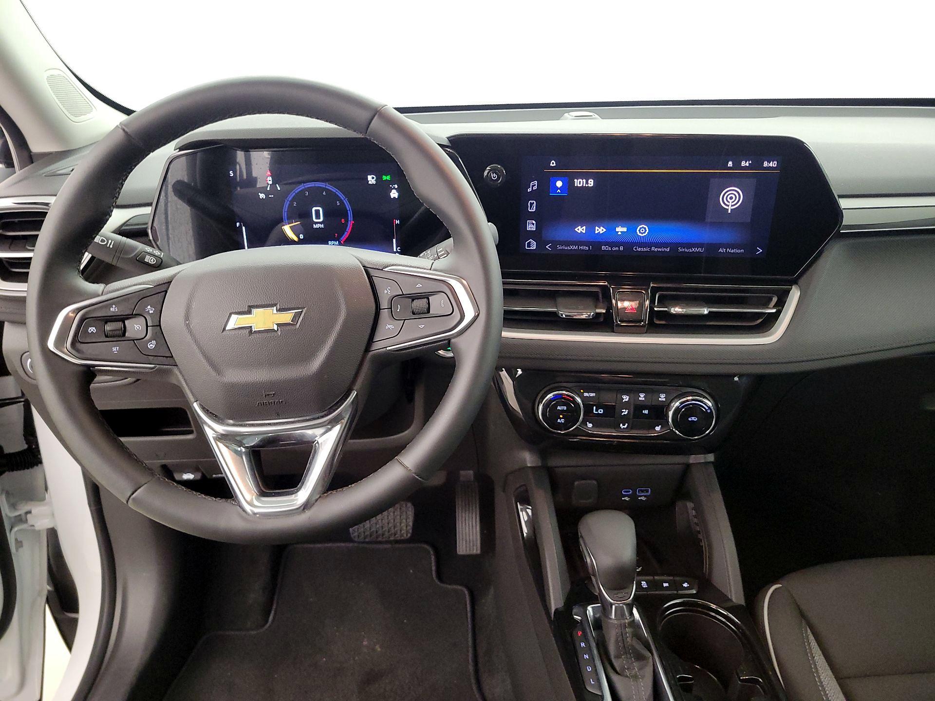 Thumbnail: 2025 Chevrolet TrailBlazer - 9