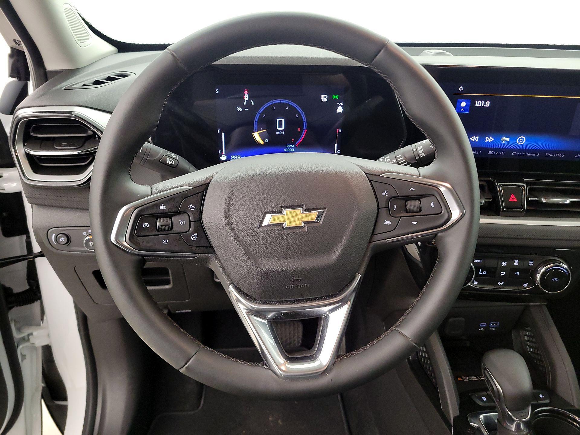 Thumbnail: 2025 Chevrolet TrailBlazer - 10