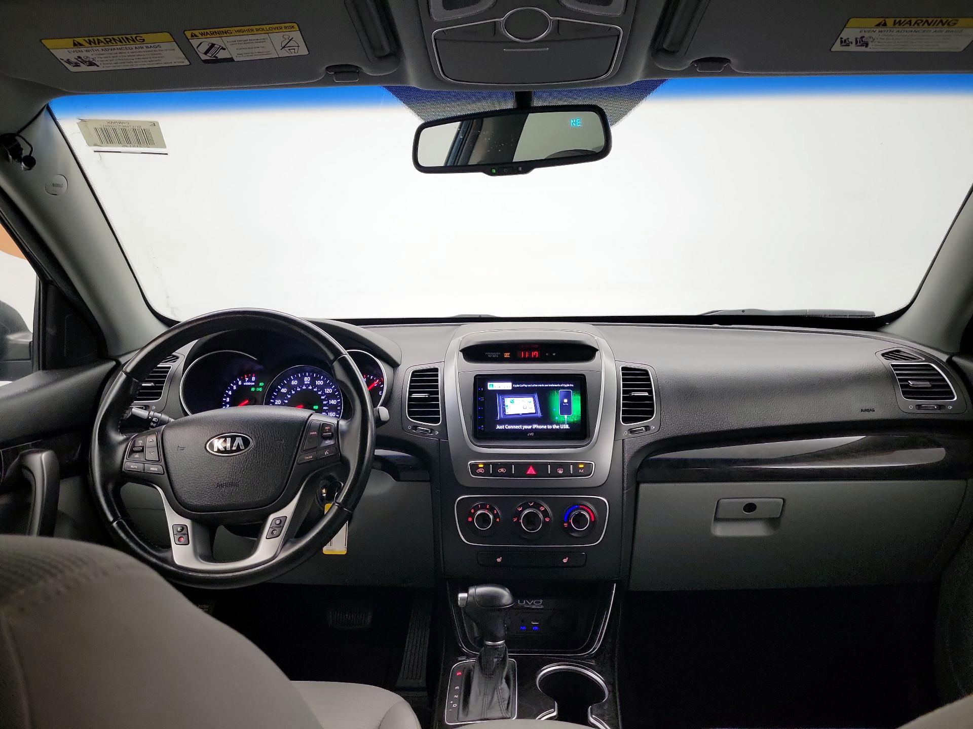 Thumbnail: 2014 Kia Sorento - 9