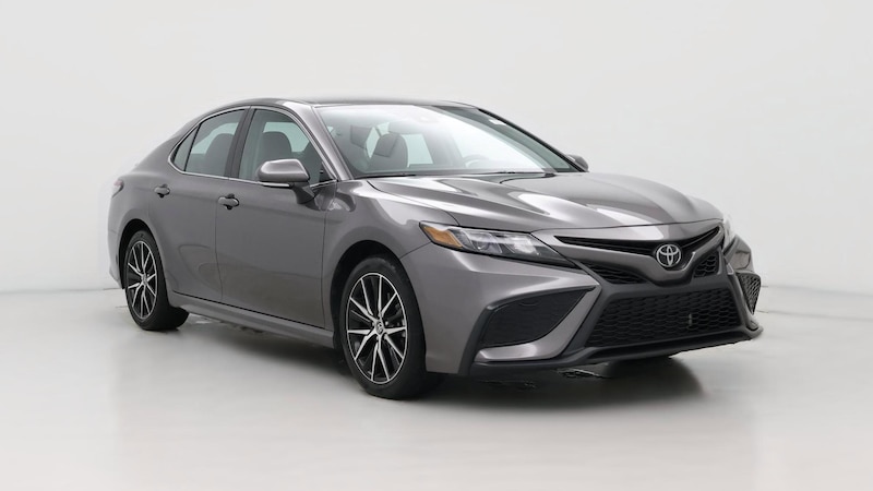 2024 Toyota Camry SE Hero Image