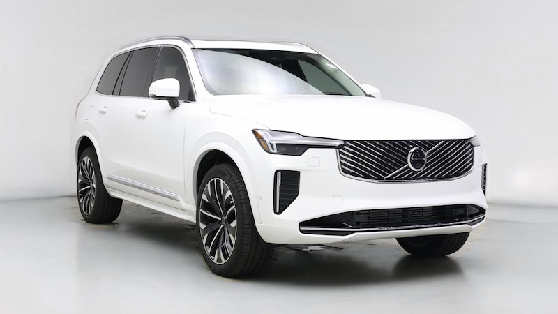 2025 Volvo XC90 T8 Ultimate Hero Image