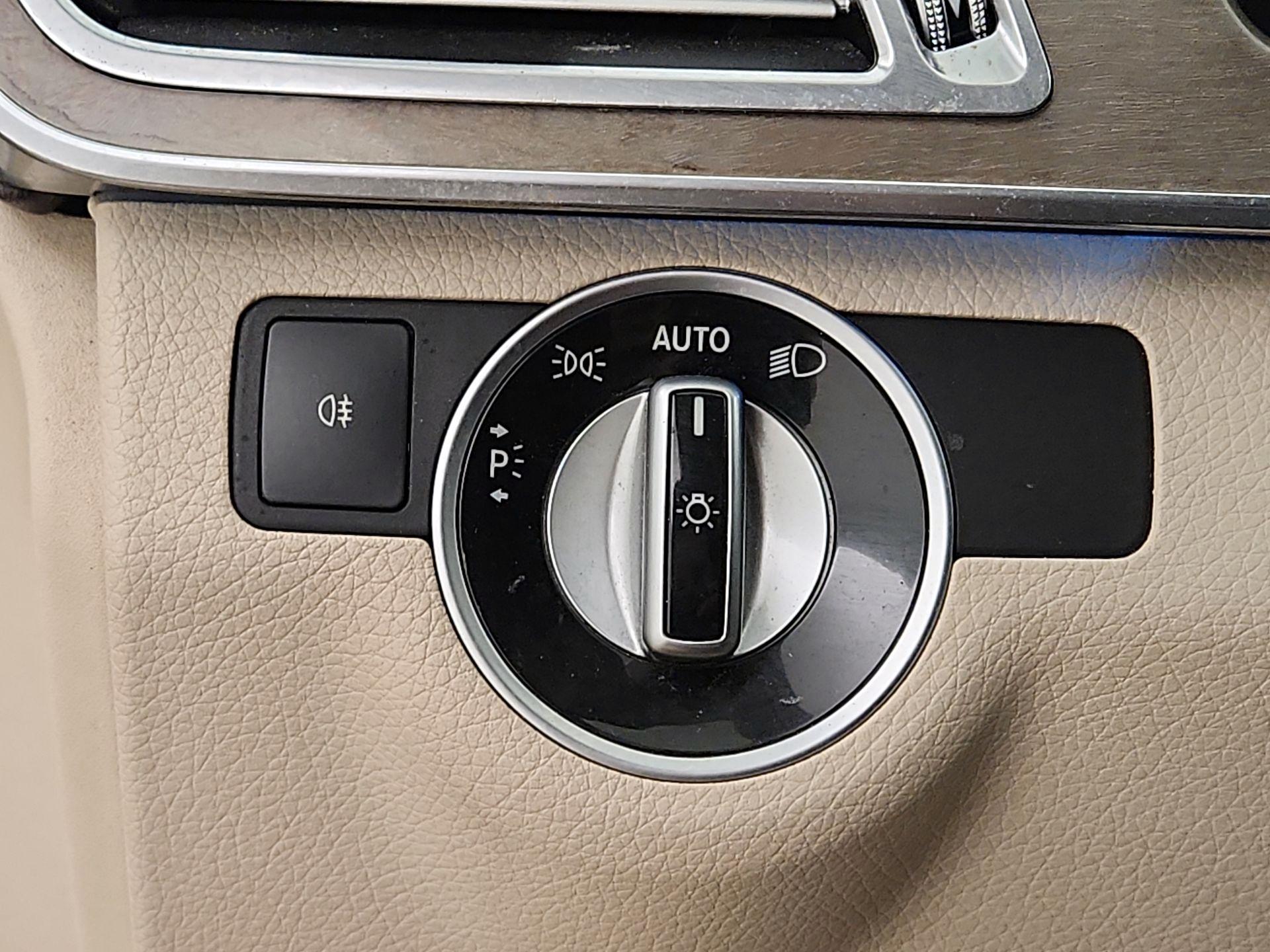 Thumbnail: 2014 Mercedes-Benz E-Class - 13