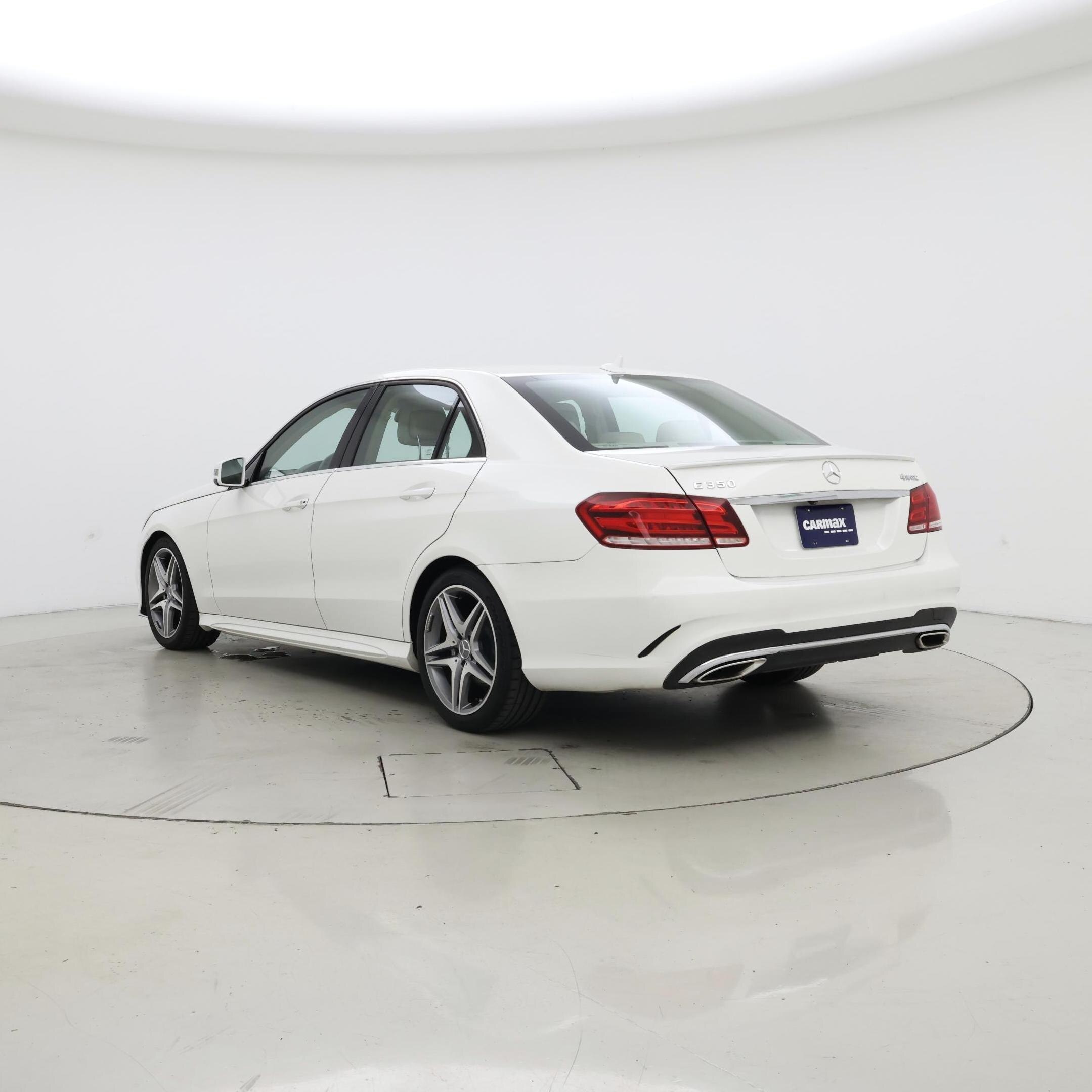 Thumbnail: 2014 Mercedes-Benz E-Class - 2