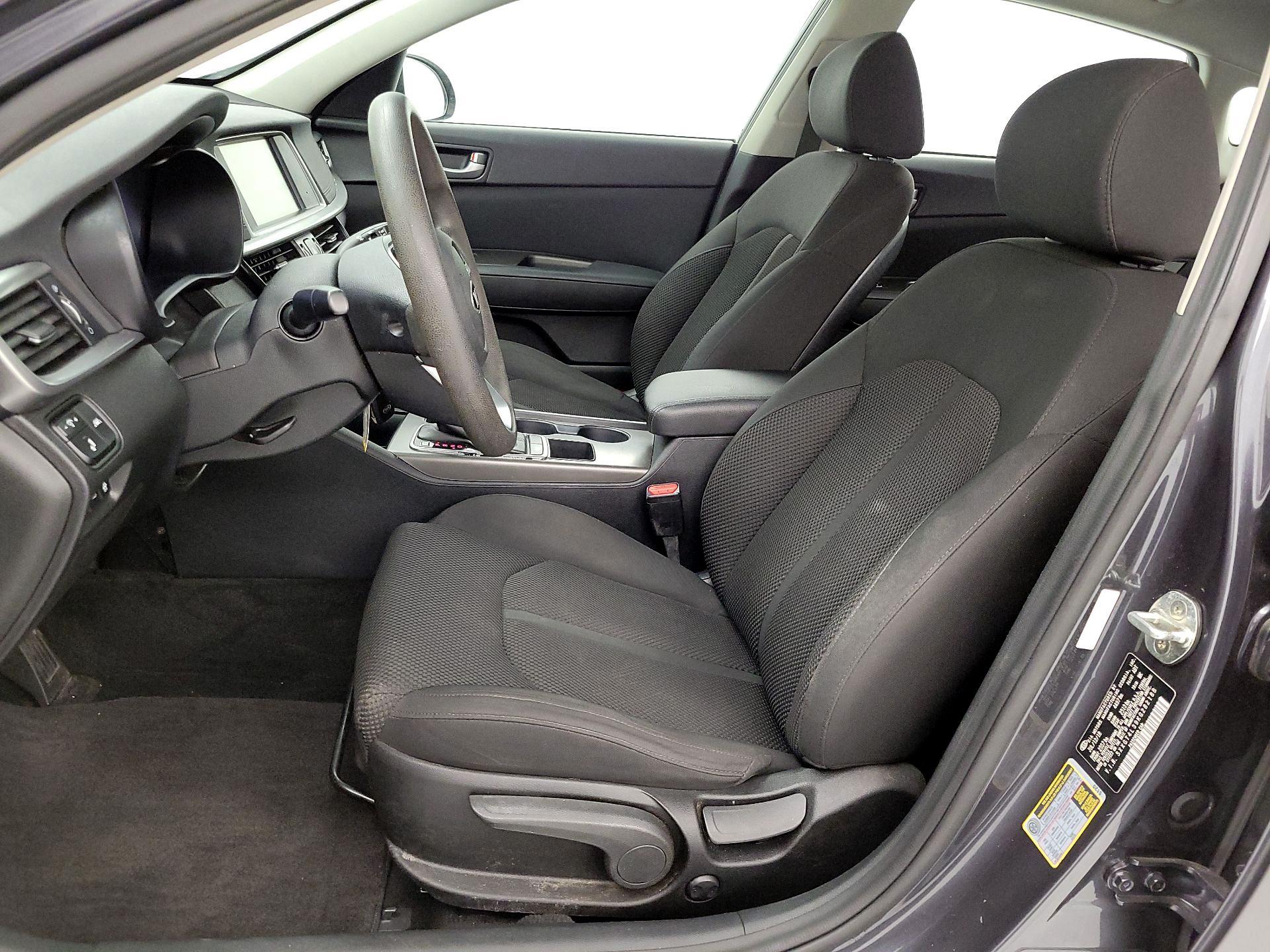 Thumbnail: 2019 Kia Optima - 11