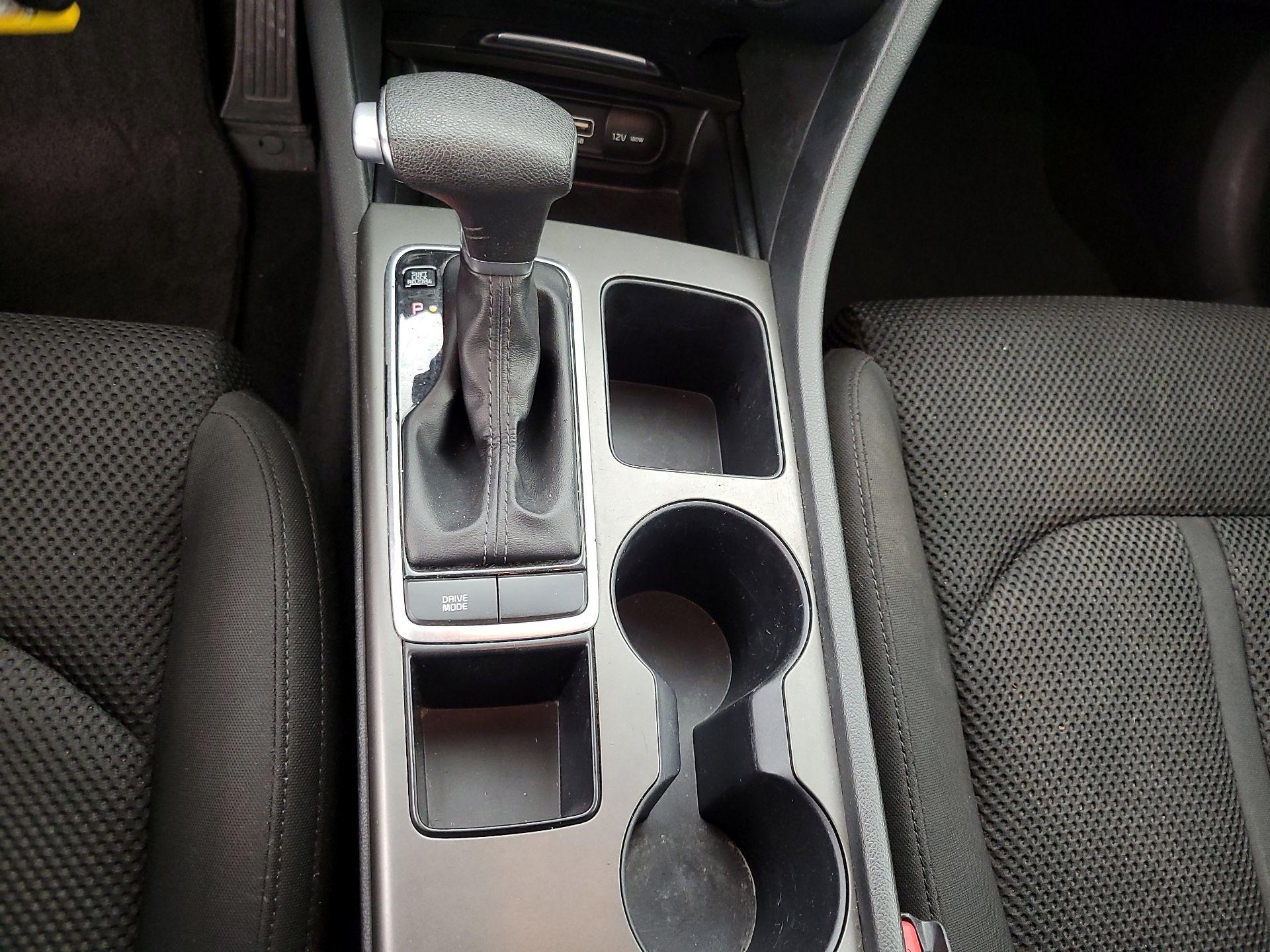 Thumbnail: 2019 Kia Optima - 17