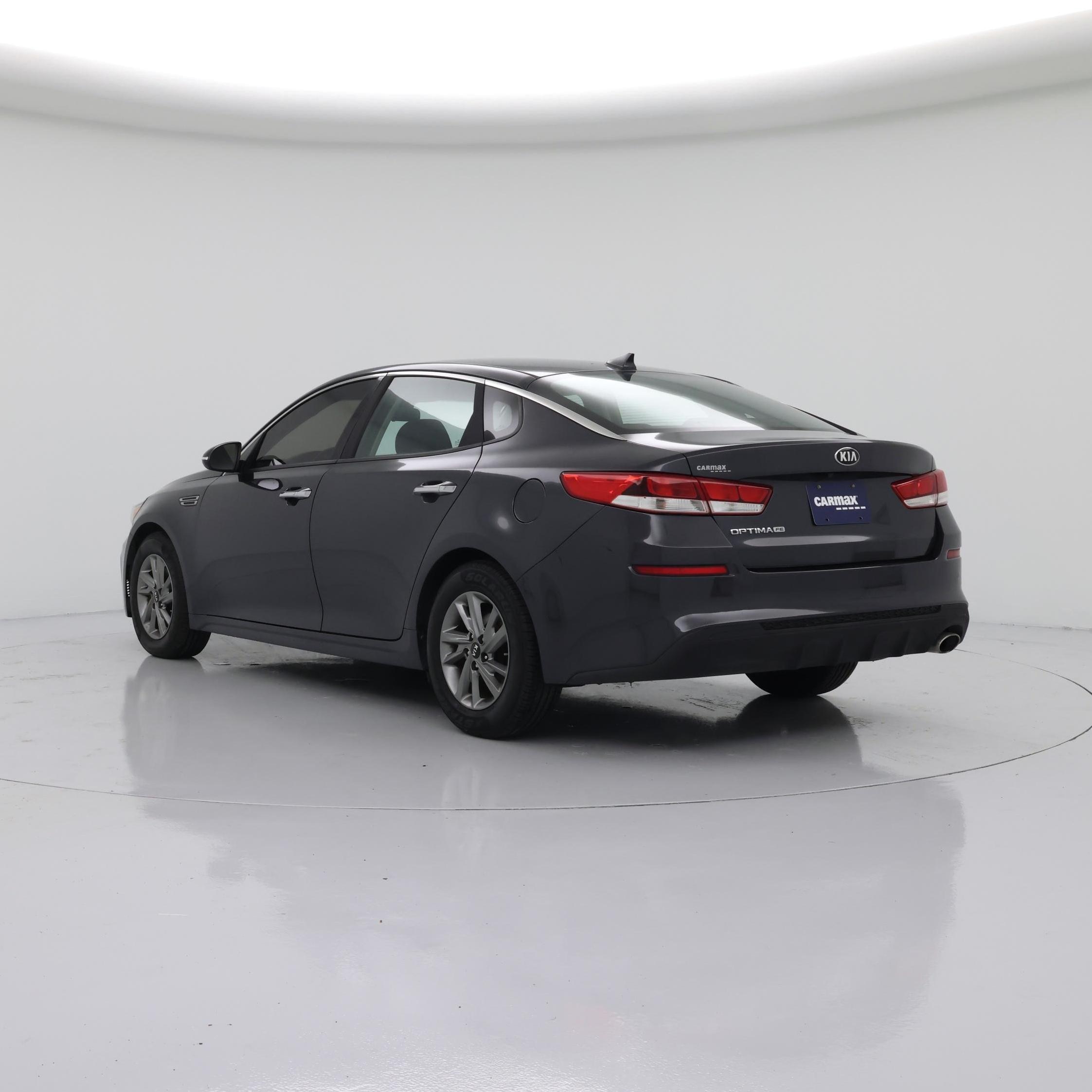 Thumbnail: 2019 Kia Optima - 2