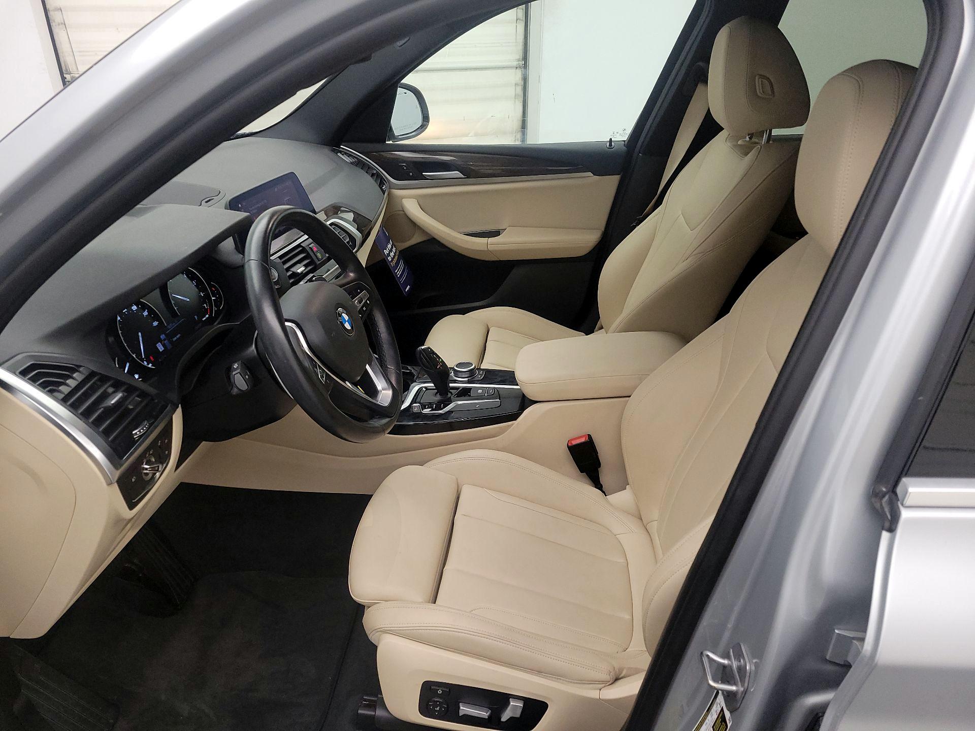 Thumbnail: 2021 BMW X3 - 11