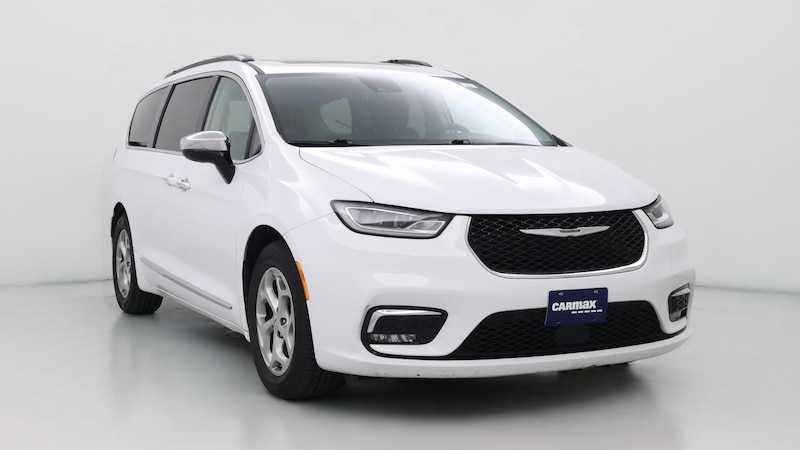 2023 Chrysler Pacifica Limited Hero Image