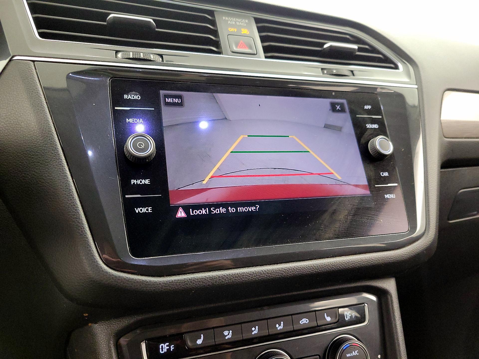 Thumbnail: 2019 Volkswagen Tiguan - 14
