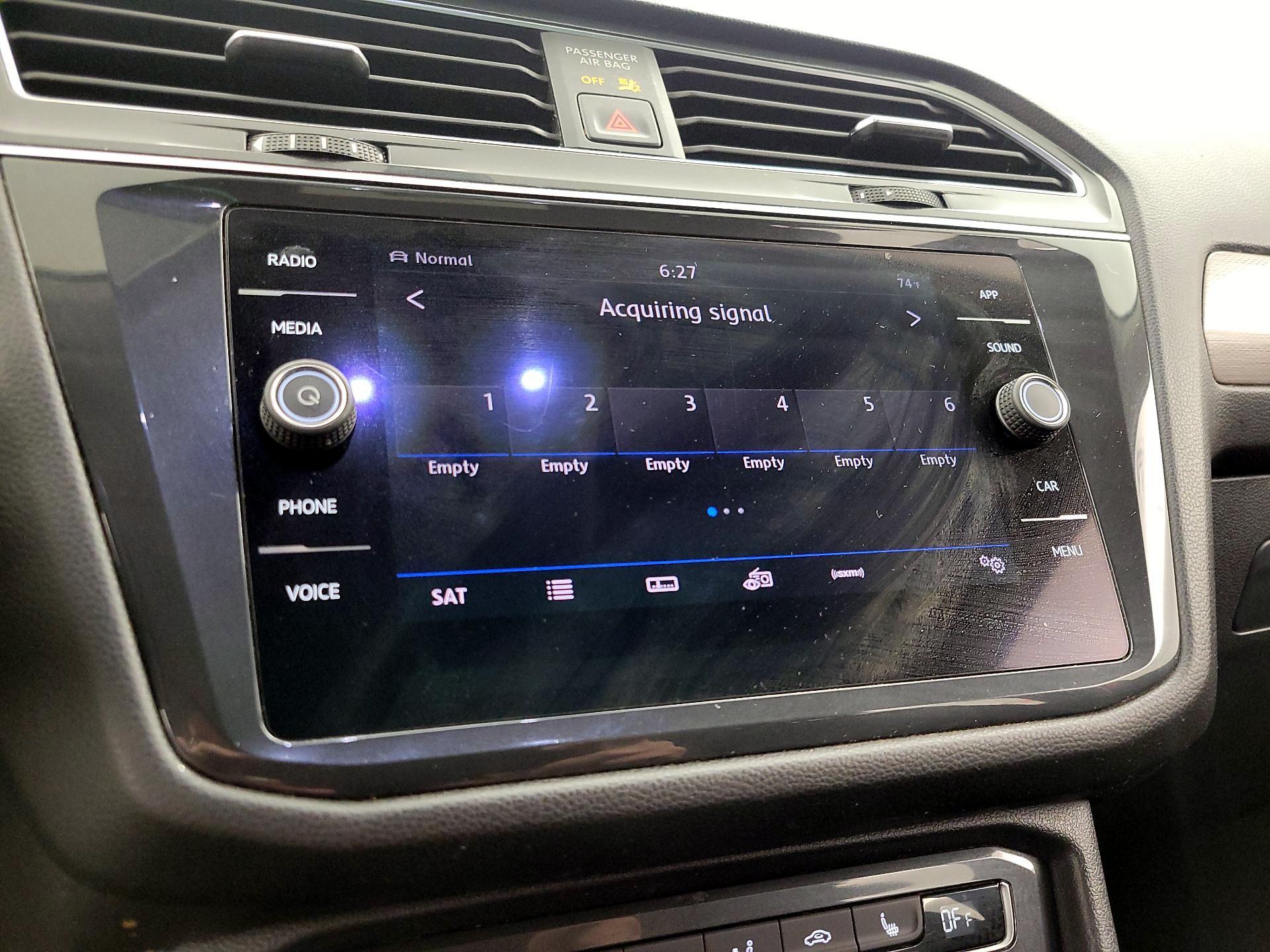Thumbnail: 2019 Volkswagen Tiguan - 15