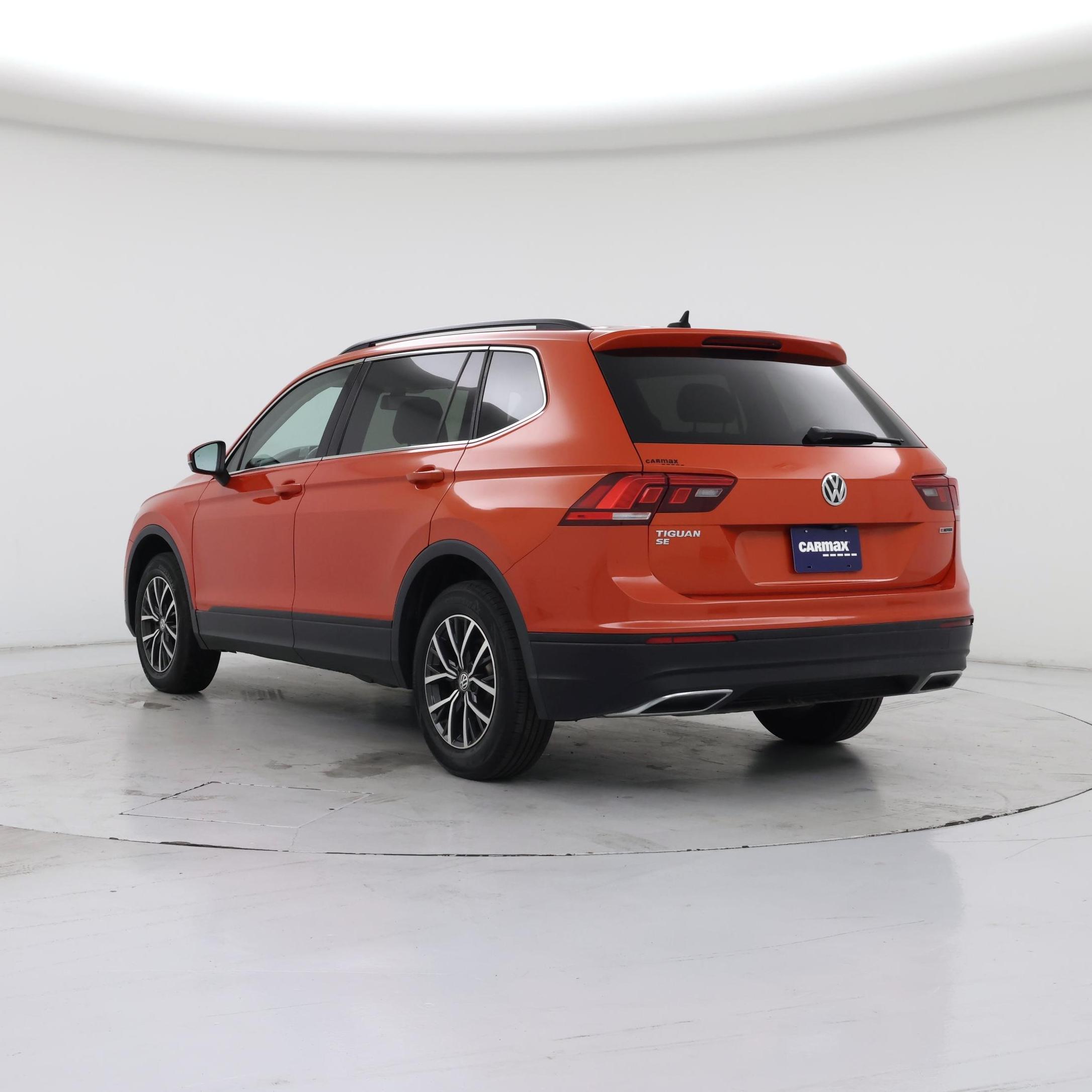 Thumbnail: 2019 Volkswagen Tiguan - 2