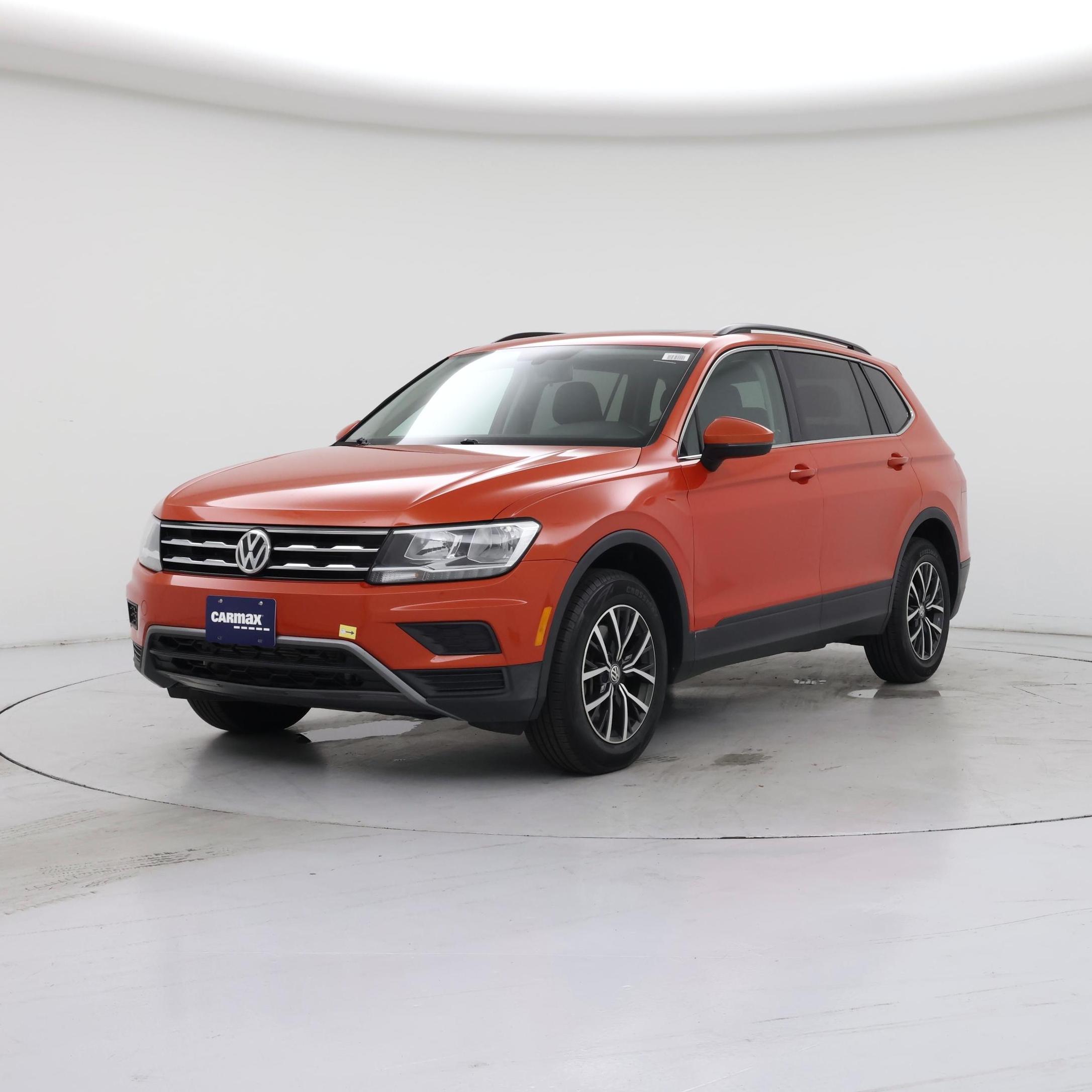 Thumbnail: 2019 Volkswagen Tiguan - 4
