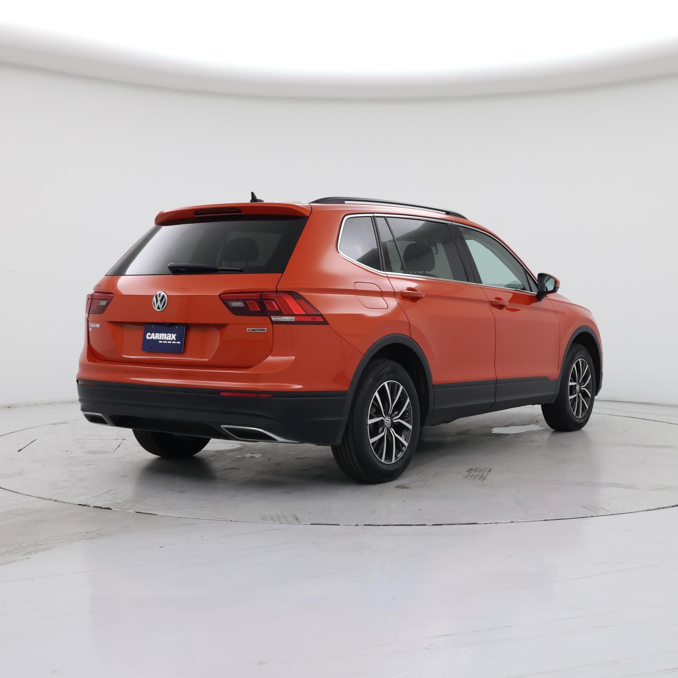 Thumbnail: 2019 Volkswagen Tiguan - 8