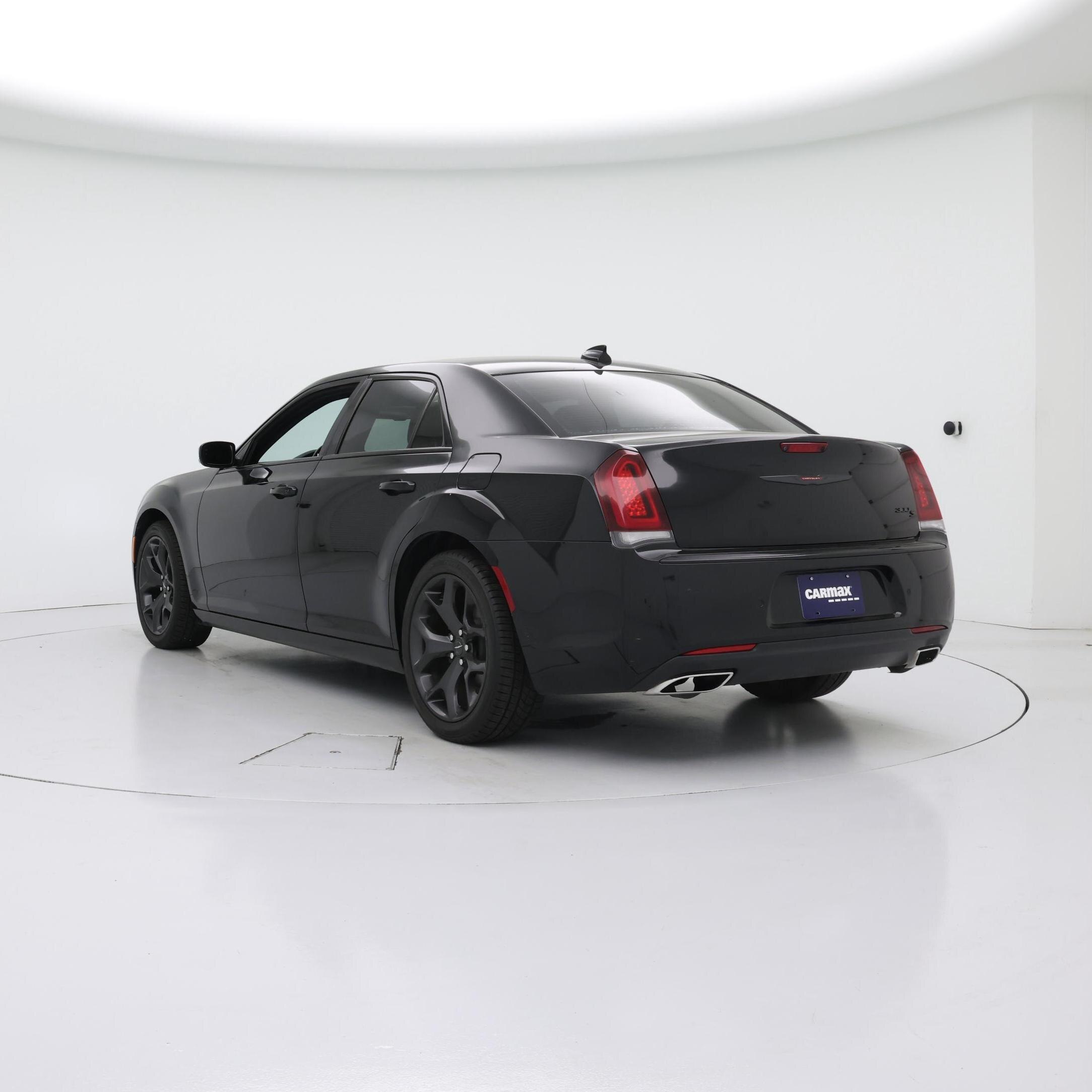 Thumbnail: 2021 Chrysler 300 - 2