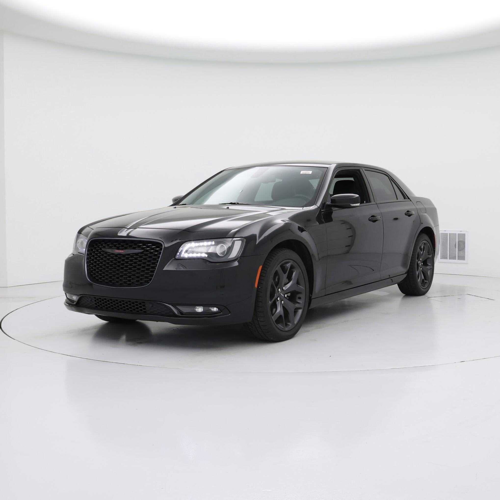 Thumbnail: 2021 Chrysler 300 - 4