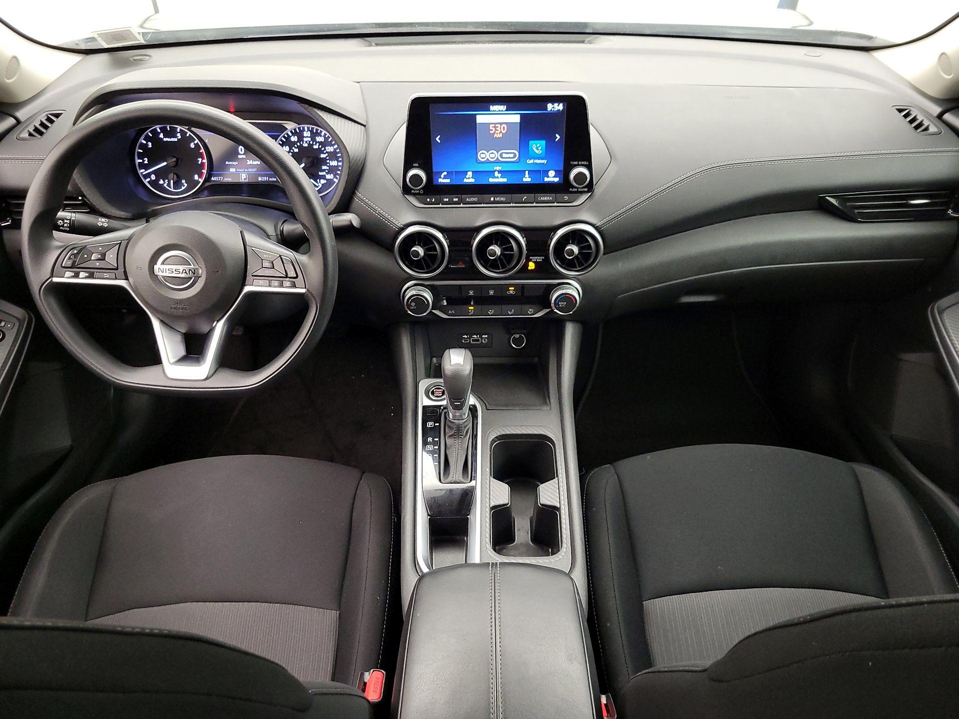 Thumbnail: 2023 Nissan Sentra - 9