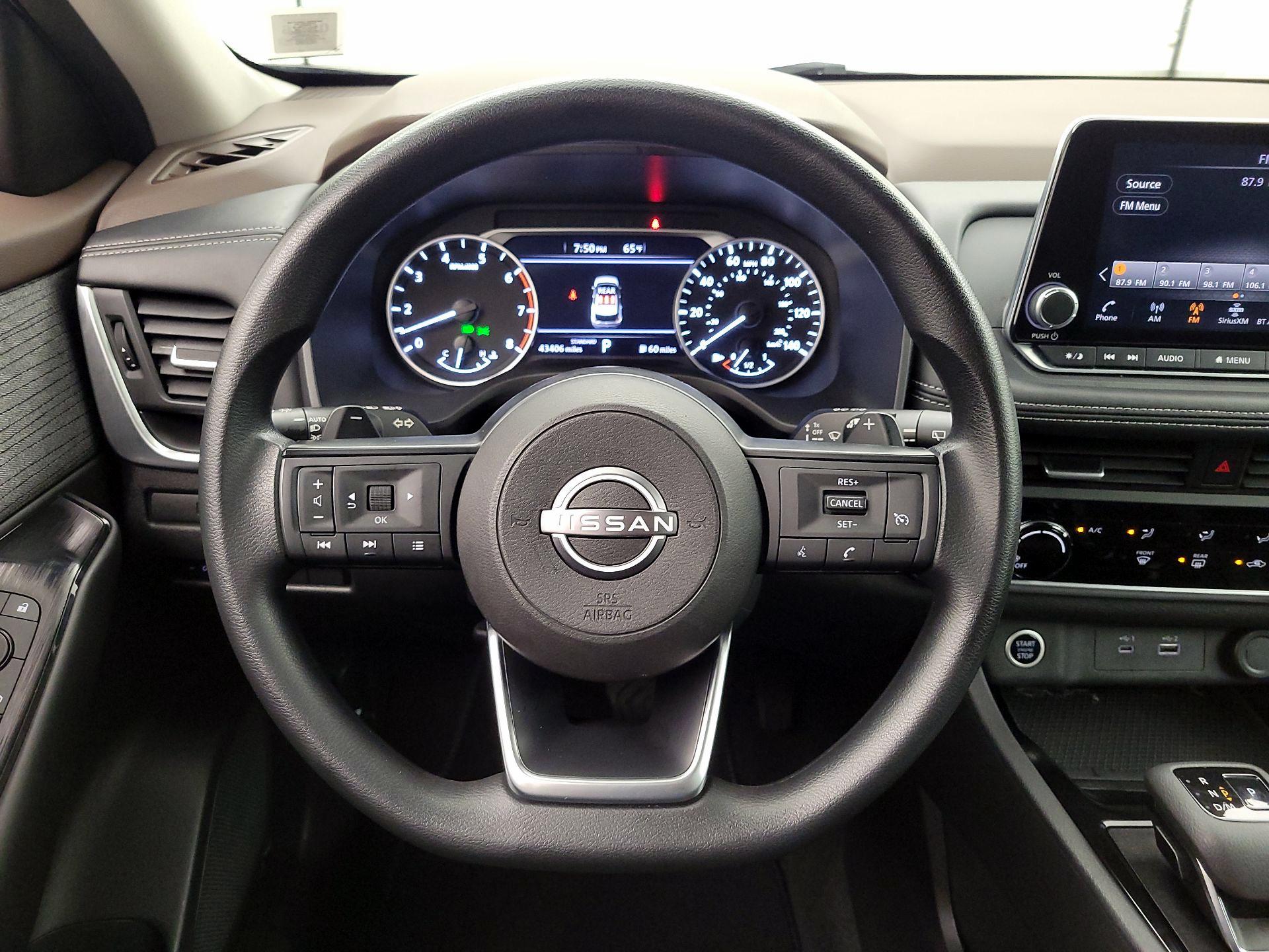 Thumbnail: 2023 Nissan Rogue - 10