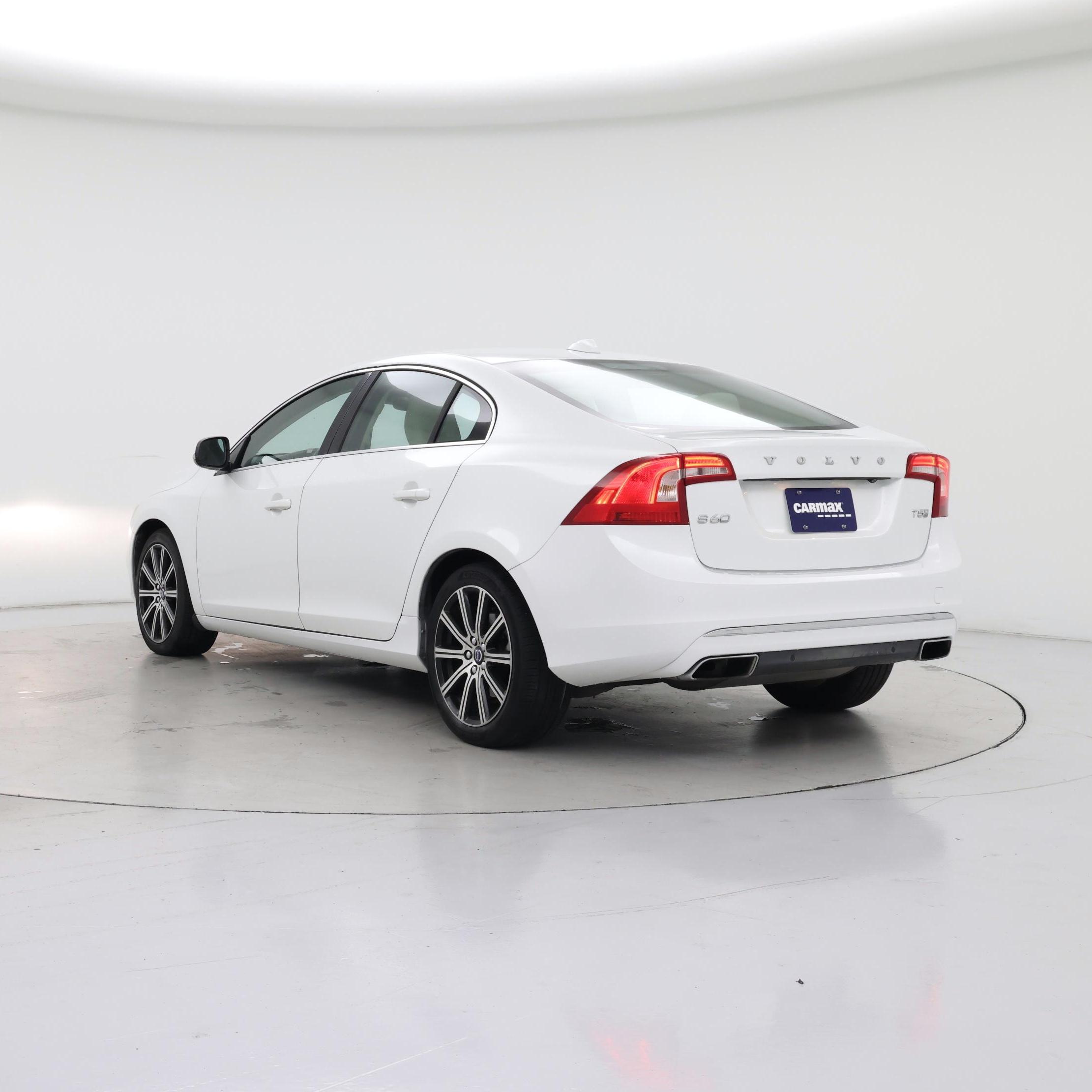 Thumbnail: 2017 Volvo S60 - 2