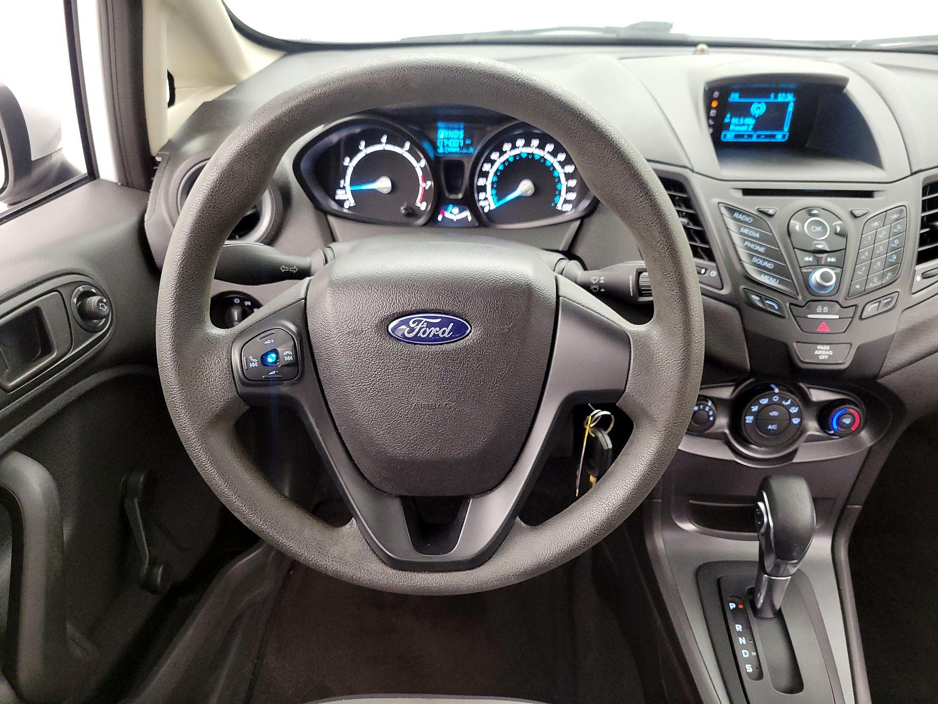 Thumbnail: 2017 Ford Fiesta - 10