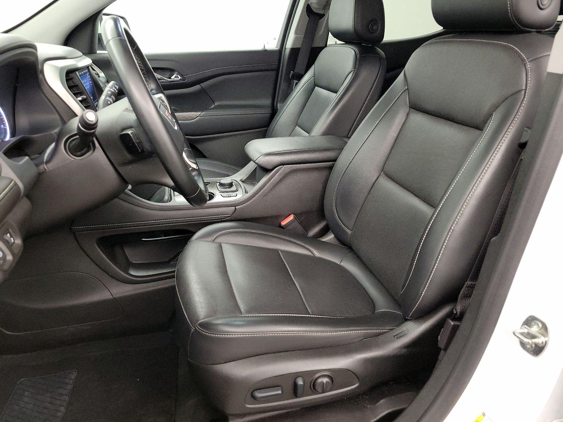 Thumbnail: 2023 GMC Acadia - 11
