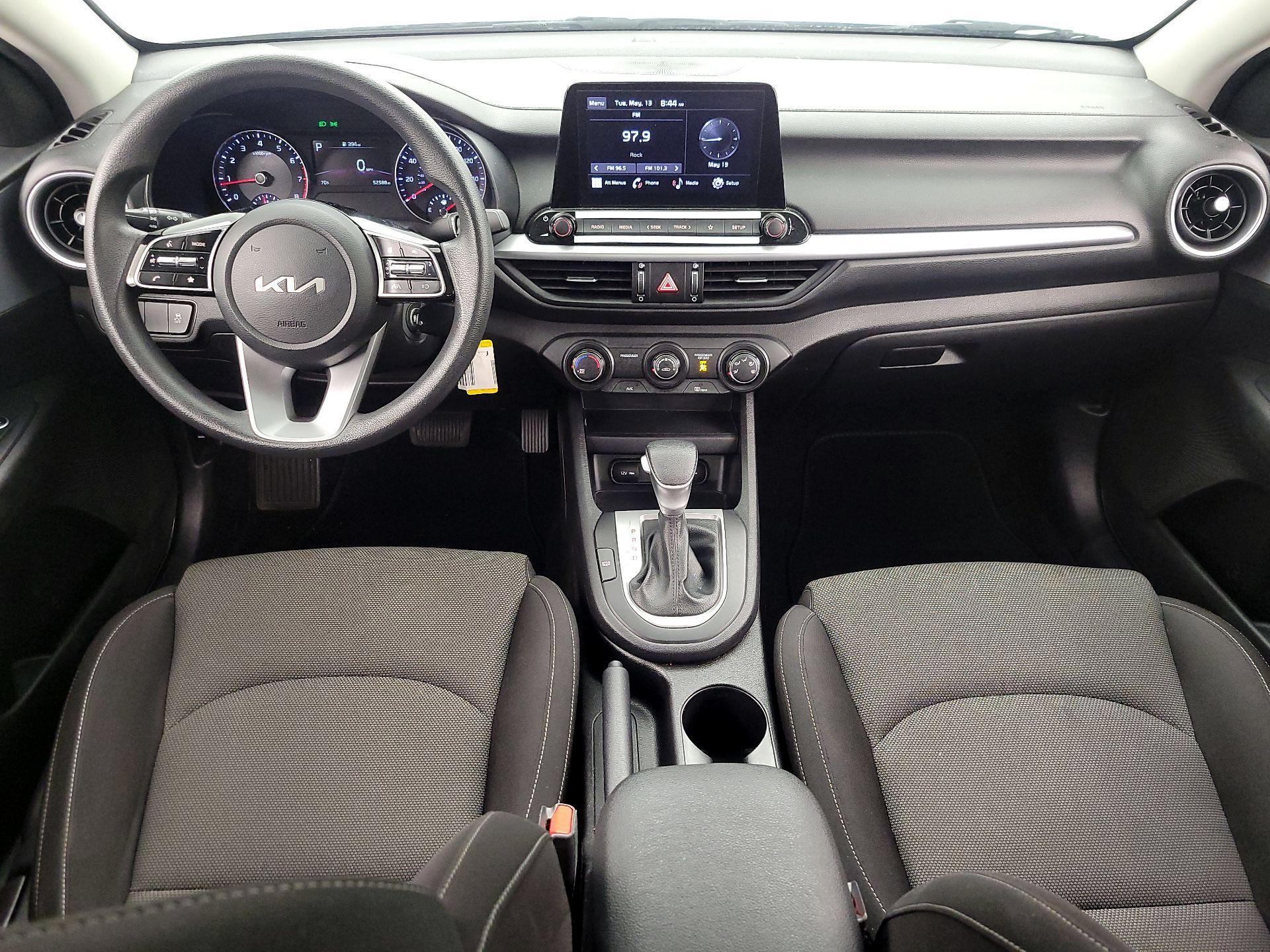 Thumbnail: 2023 Kia Forte - 9