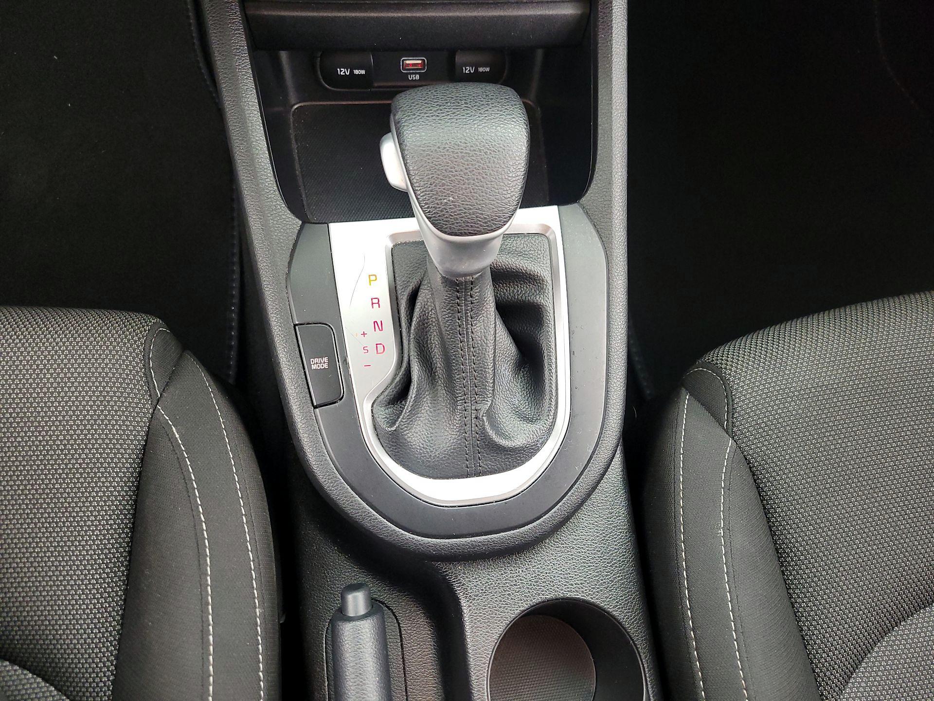 Thumbnail: 2023 Kia Forte - 17