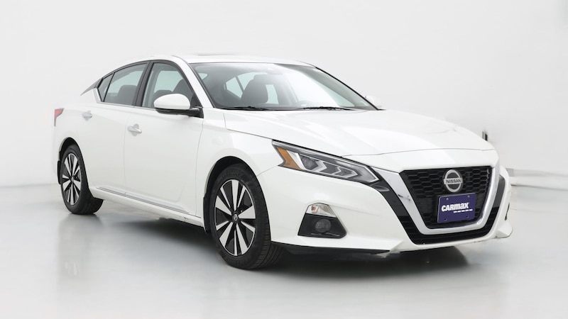 2019 Nissan Altima SV Hero Image