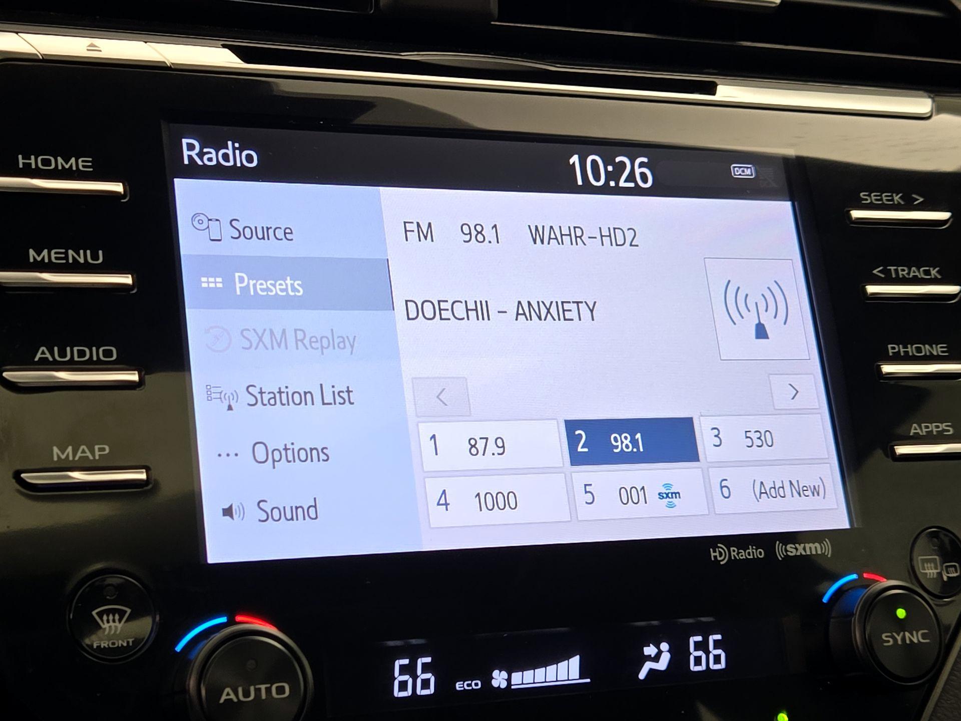 Thumbnail: 2019 Toyota Camry - 15