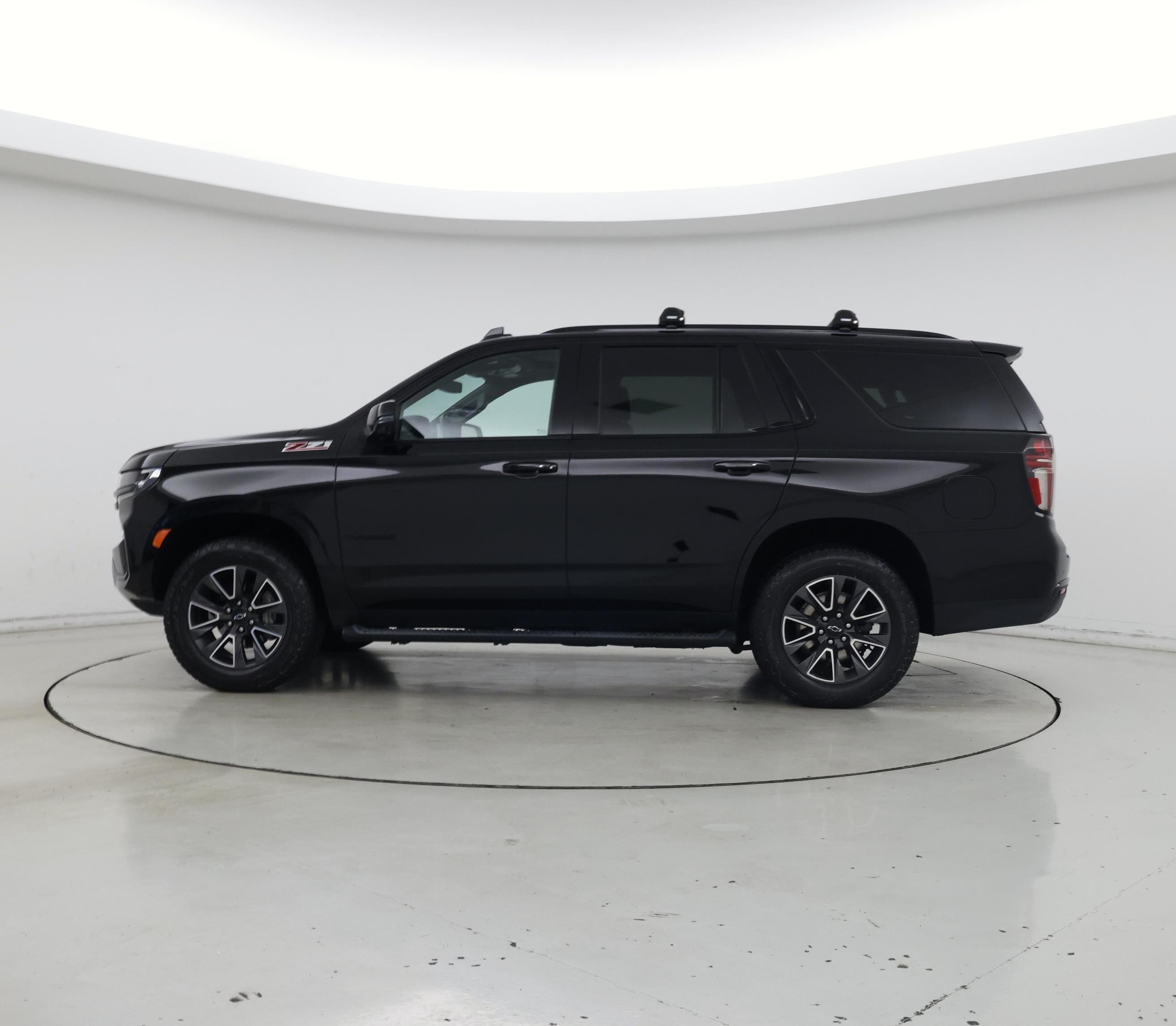 Thumbnail: 2021 Chevrolet Tahoe - 3