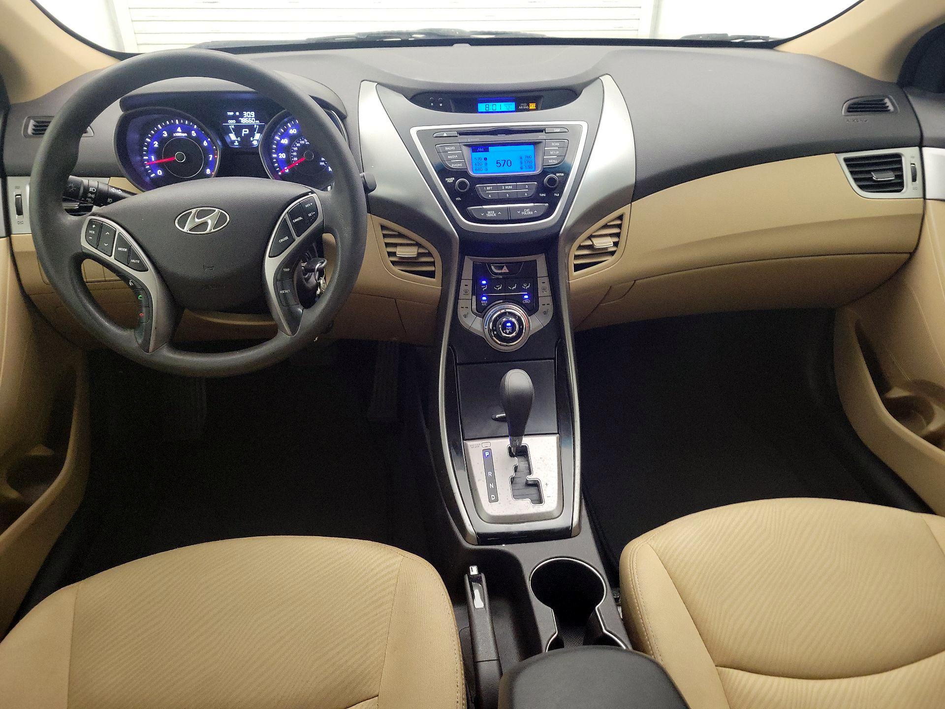 Thumbnail: 2013 Hyundai Elantra - 9