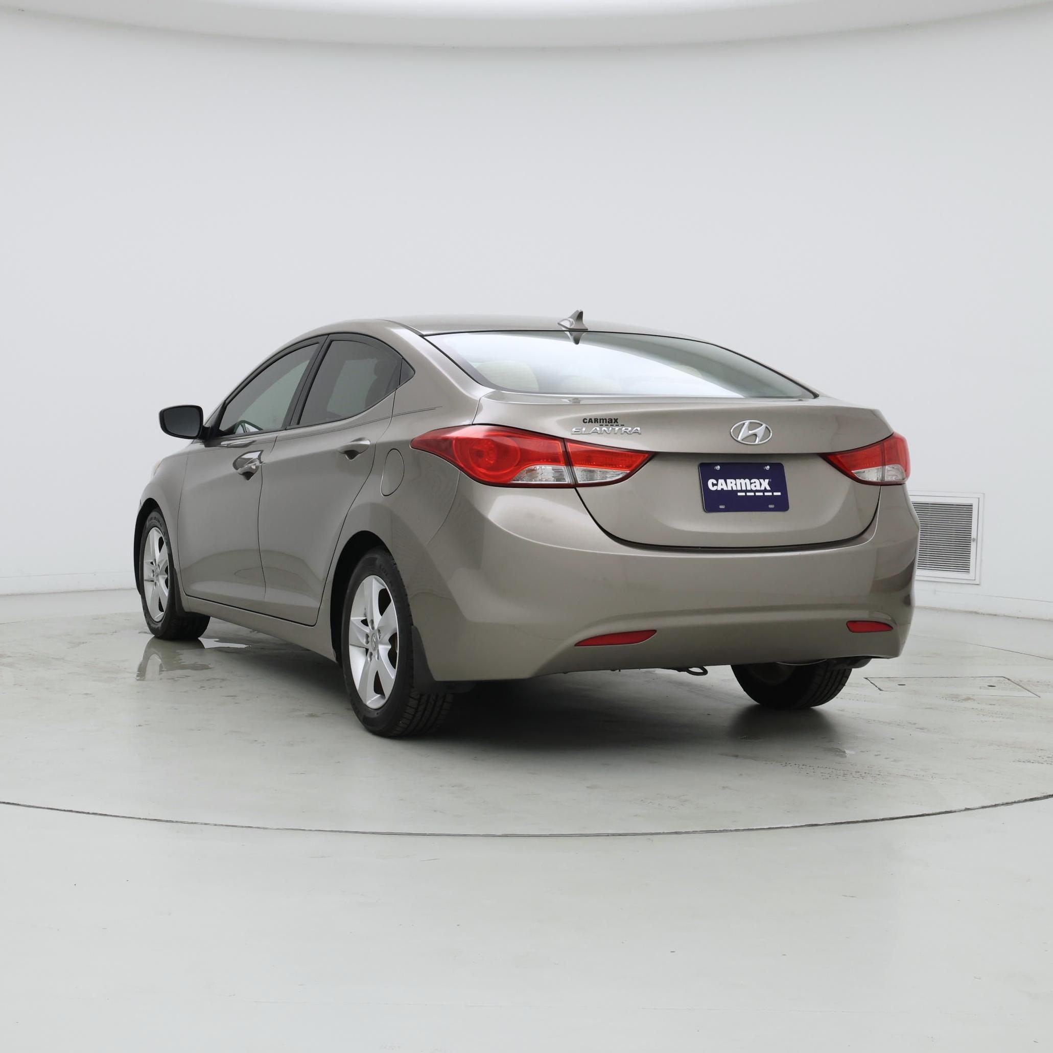 Thumbnail: 2013 Hyundai Elantra - 2