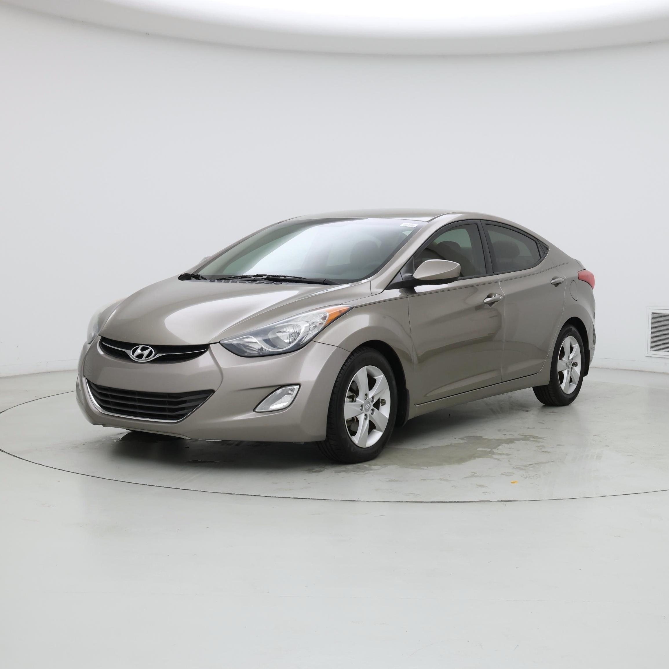 Thumbnail: 2013 Hyundai Elantra - 4