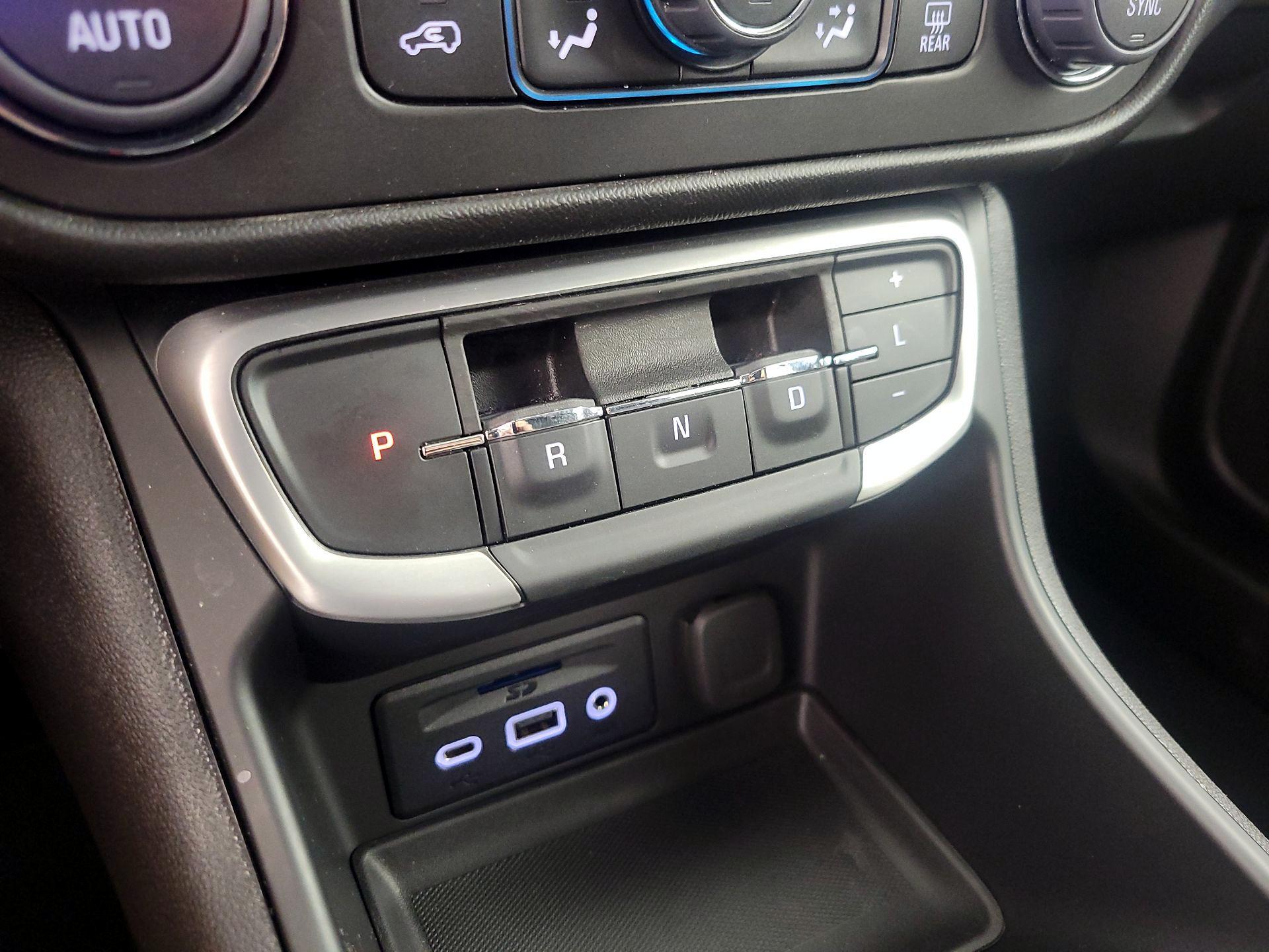 Thumbnail: 2024 GMC Terrain - 17