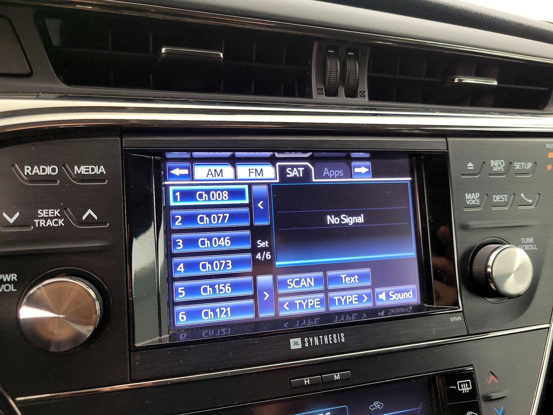 Thumbnail: 2014 Toyota Avalon - 16