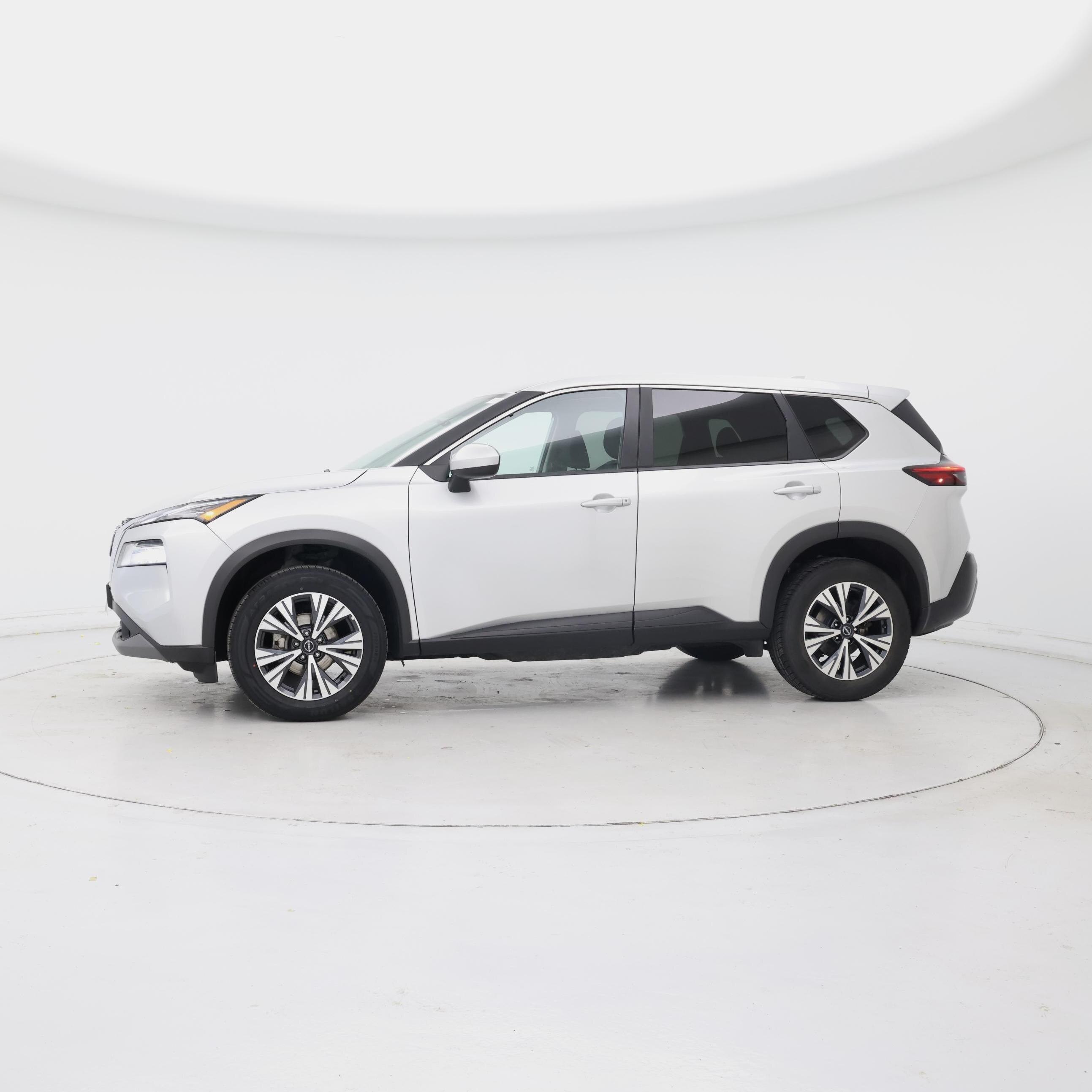 Thumbnail: 2023 Nissan Rogue - 3